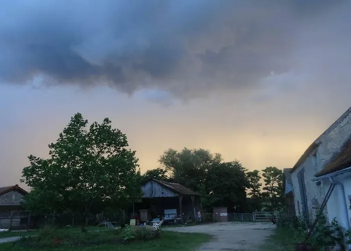 民宿 A La Ferme Besson